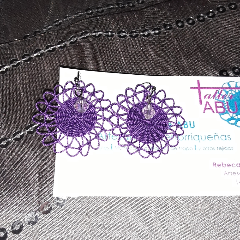 Purple handmade earrings _ Tenerife lace